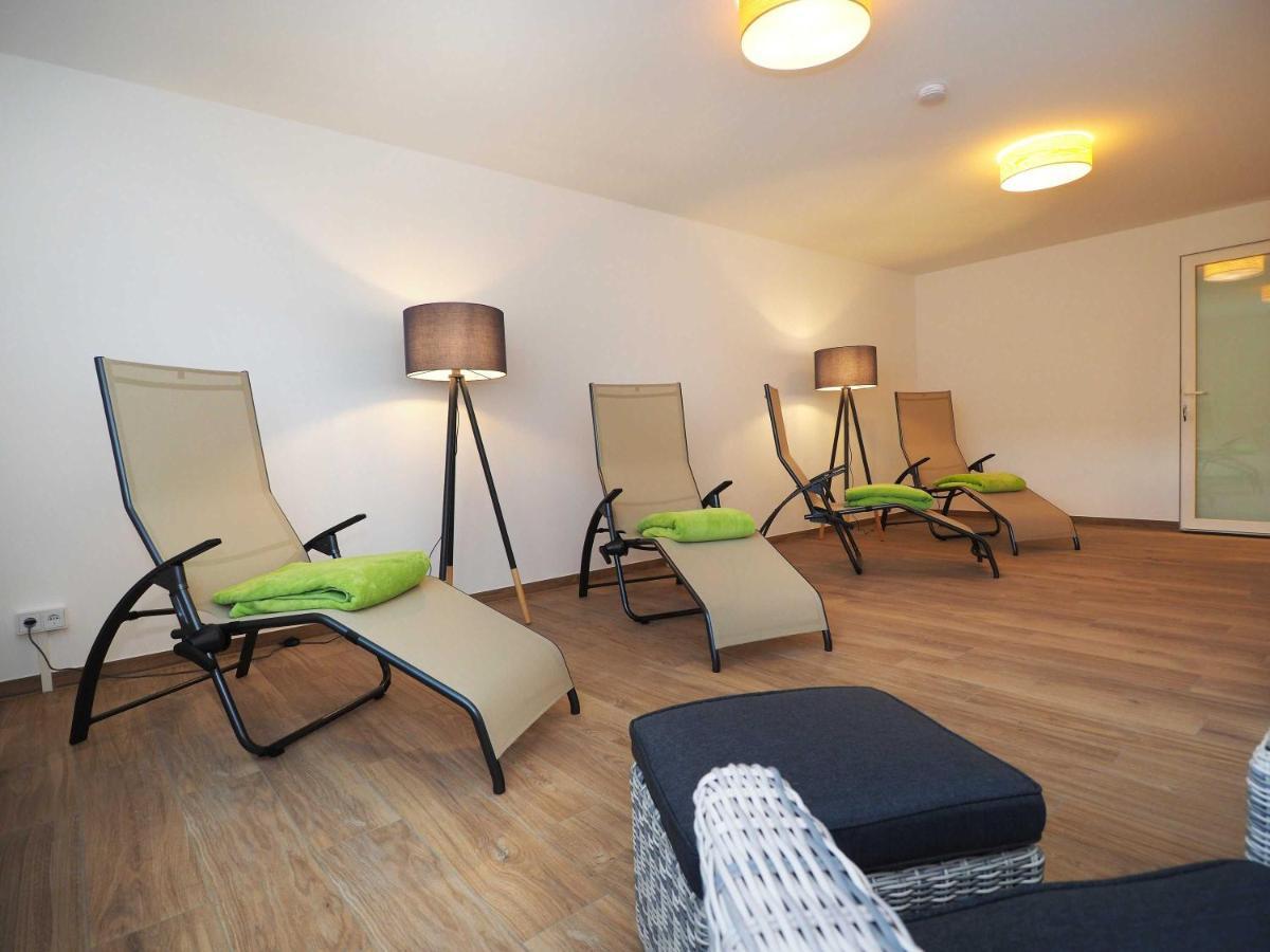 Appartement "Froschkoenig" - Oase Am Haff Garz  Ngoại thất bức ảnh